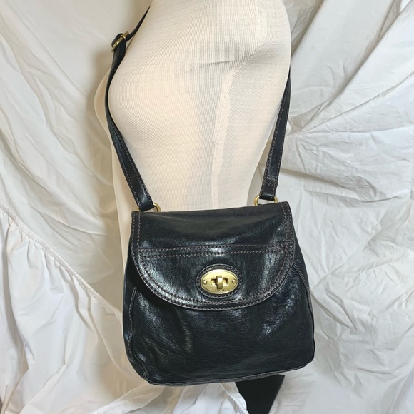 FOSSIL Turn Key Black Leather CrossBody Bag - Picture 2 of 7